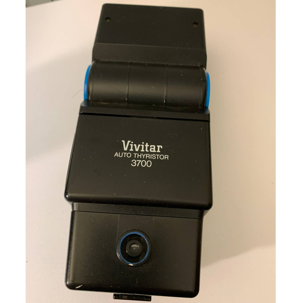 VIVITAR 3700 Zoom Thyristor shoe mount universal electronic flash tilt UNTESTED